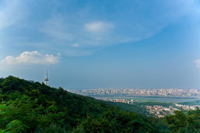 【11月热卖】广州出发湖南长沙,张家界玻璃桥,天门山,芙蓉镇,凤凰古城