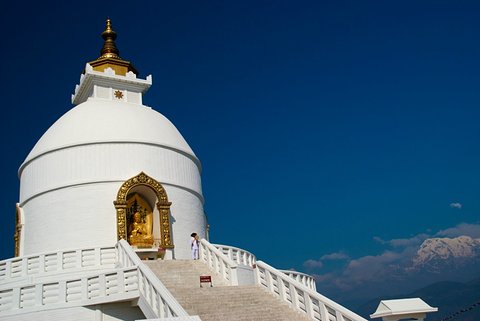 和平塔